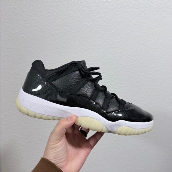 Jordan Other - Jordan retro 11 low 72-10